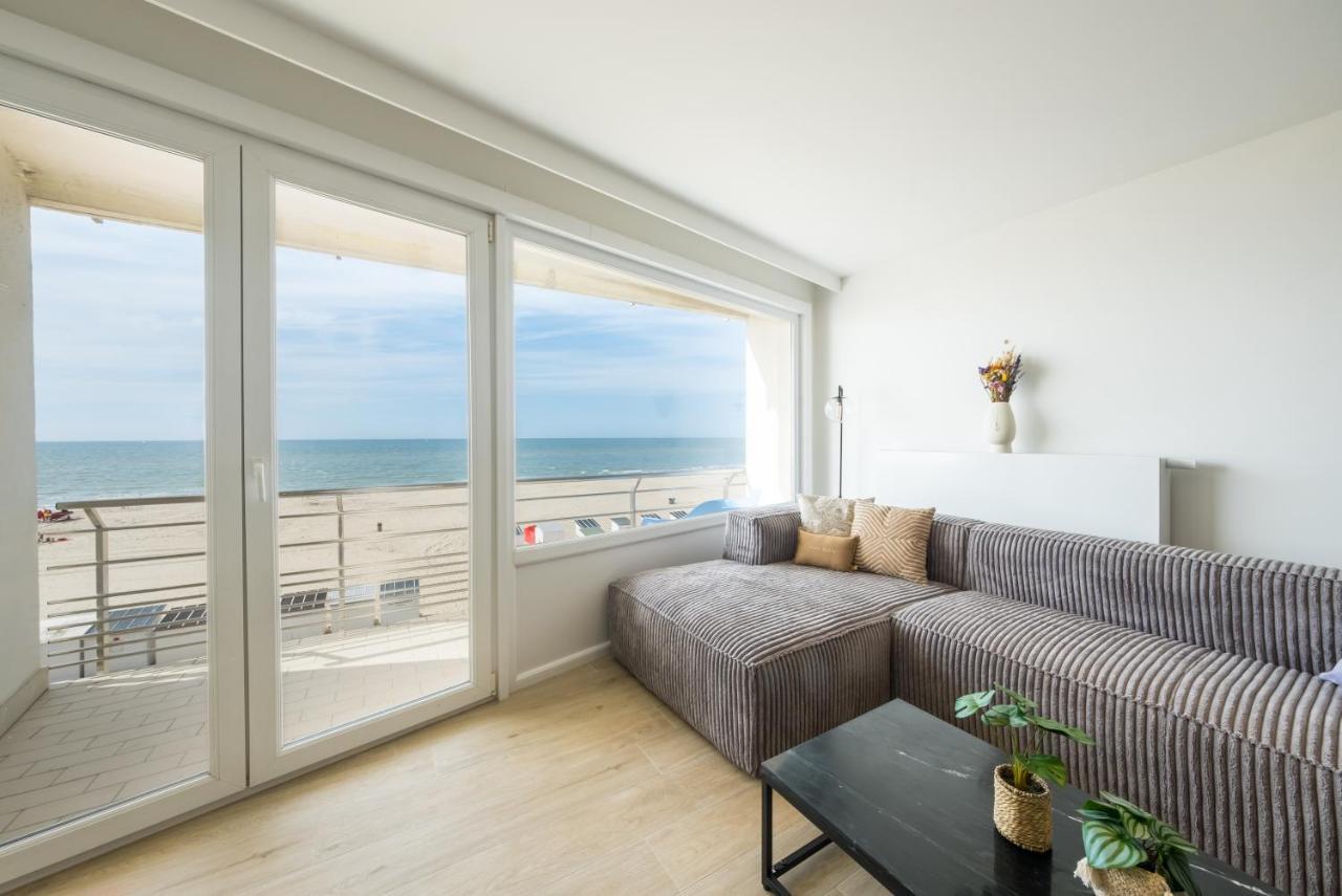 Apartmán 2 Bedrooms With Magnificent Seaview And Free Parking