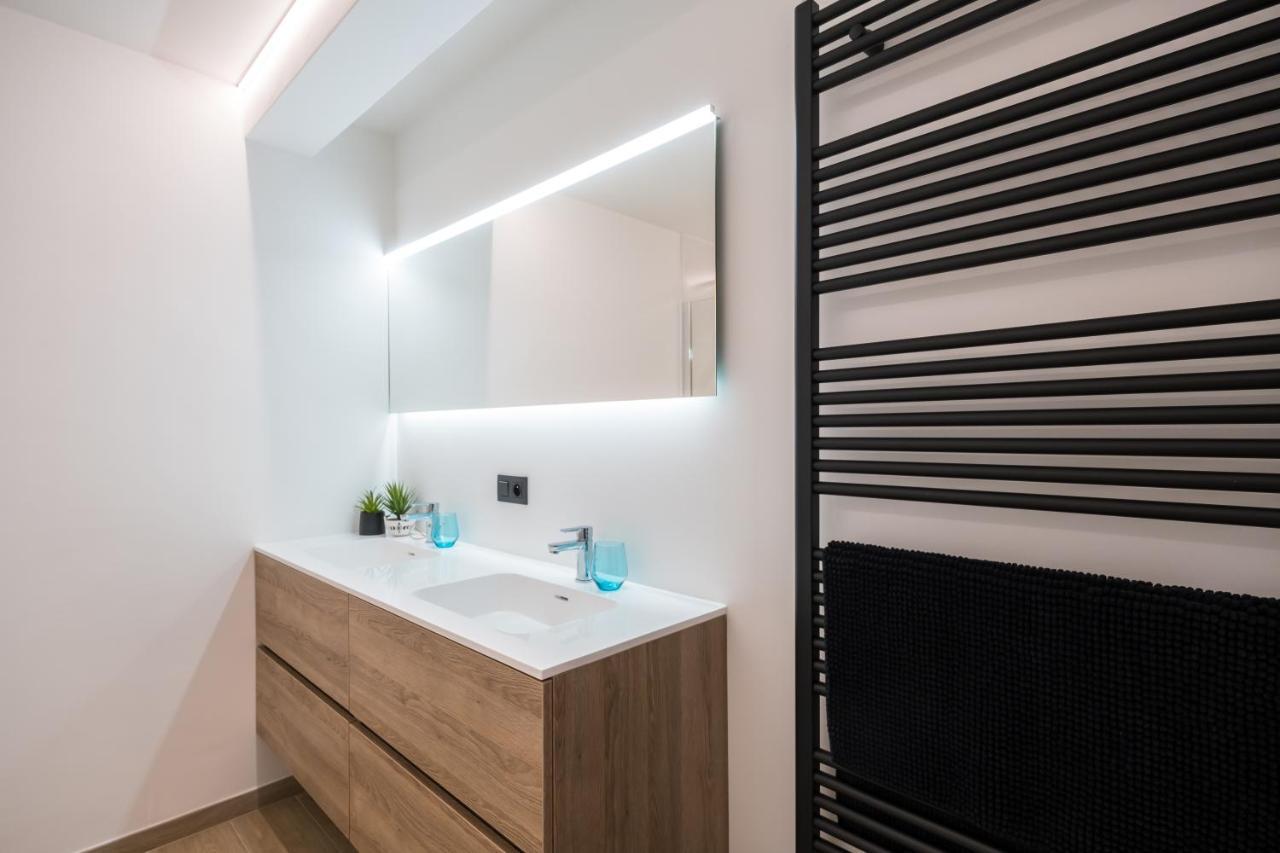 Apartmán 2 Bedrooms With Magnificent Seaview And Free Parking Ostende